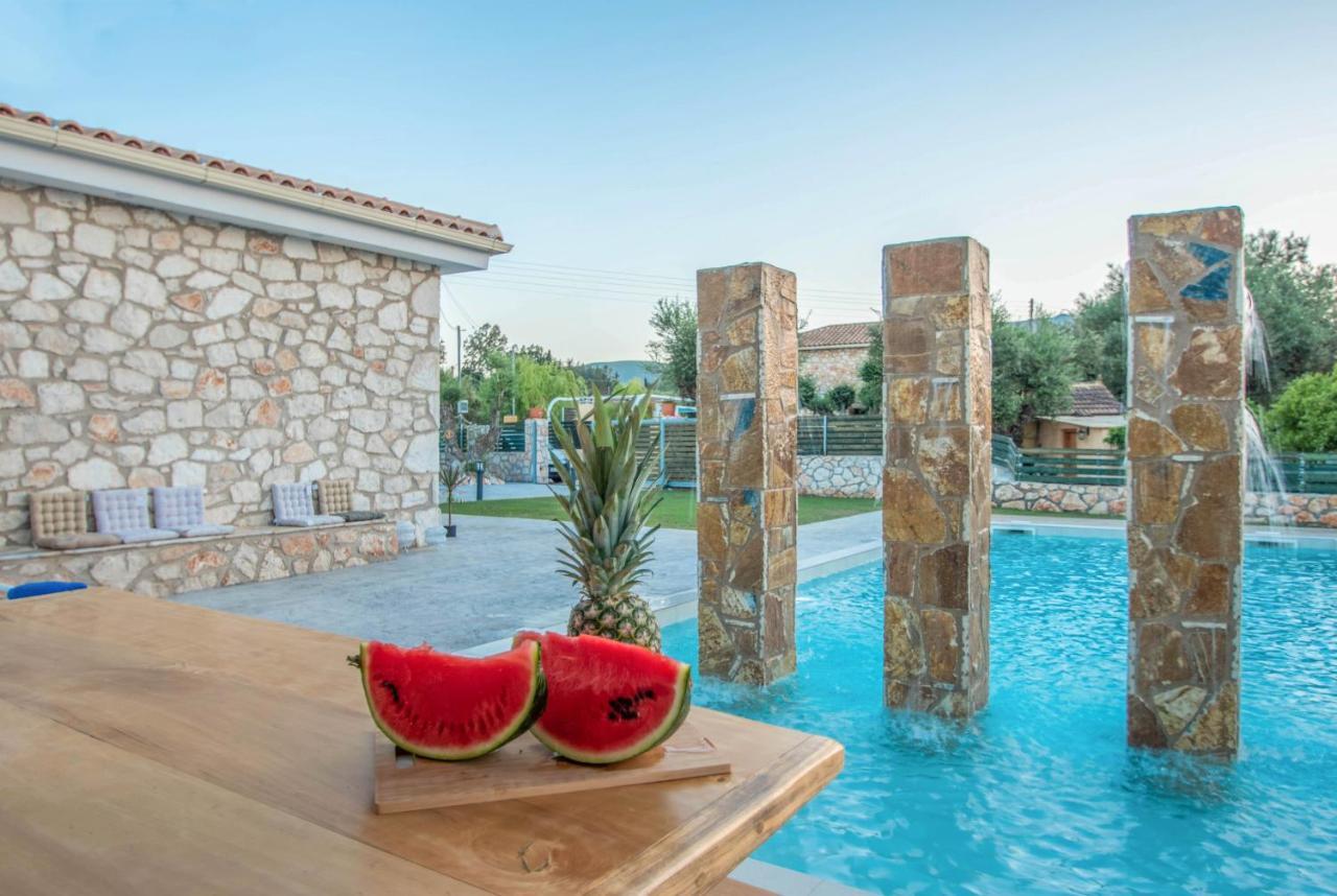 Dionisis Villa *